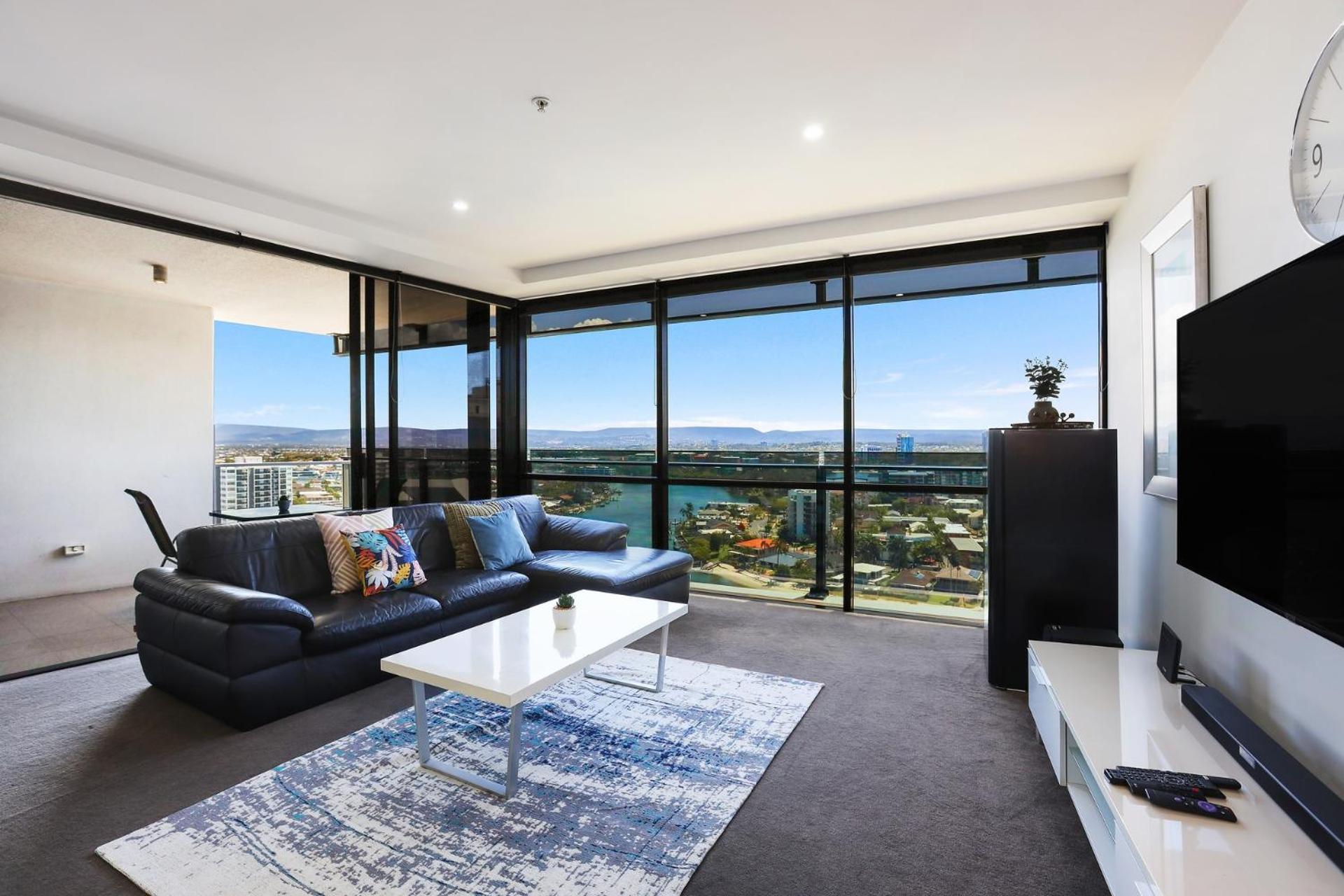 Circle On Cavill 2, 3, 4 & 5 Bedroom Skyhomes & Sub Penthouses By Gold Coast Holidays Εξωτερικό φωτογραφία