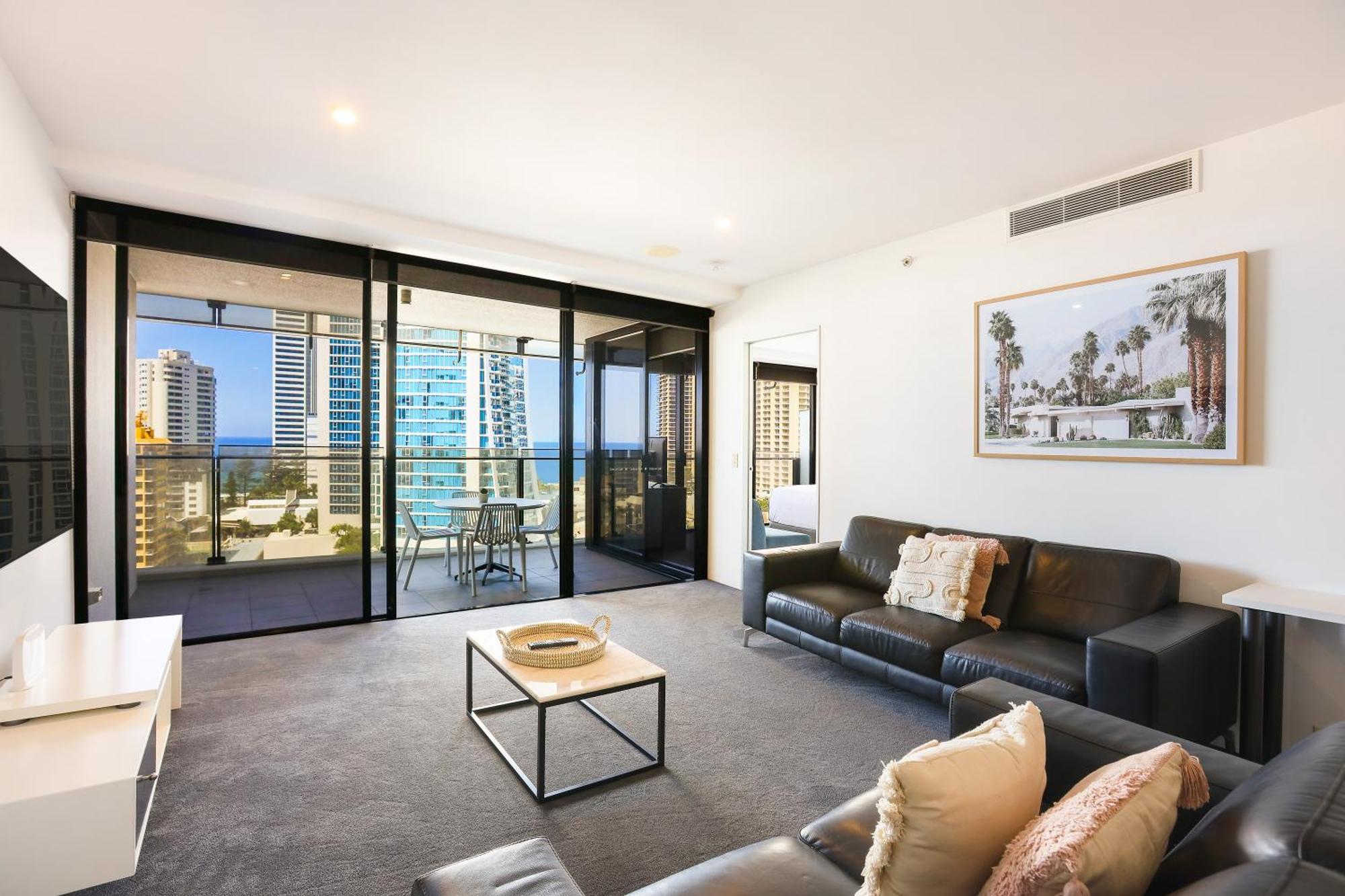 Circle On Cavill 2, 3, 4 & 5 Bedroom Skyhomes & Sub Penthouses By Gold Coast Holidays Εξωτερικό φωτογραφία