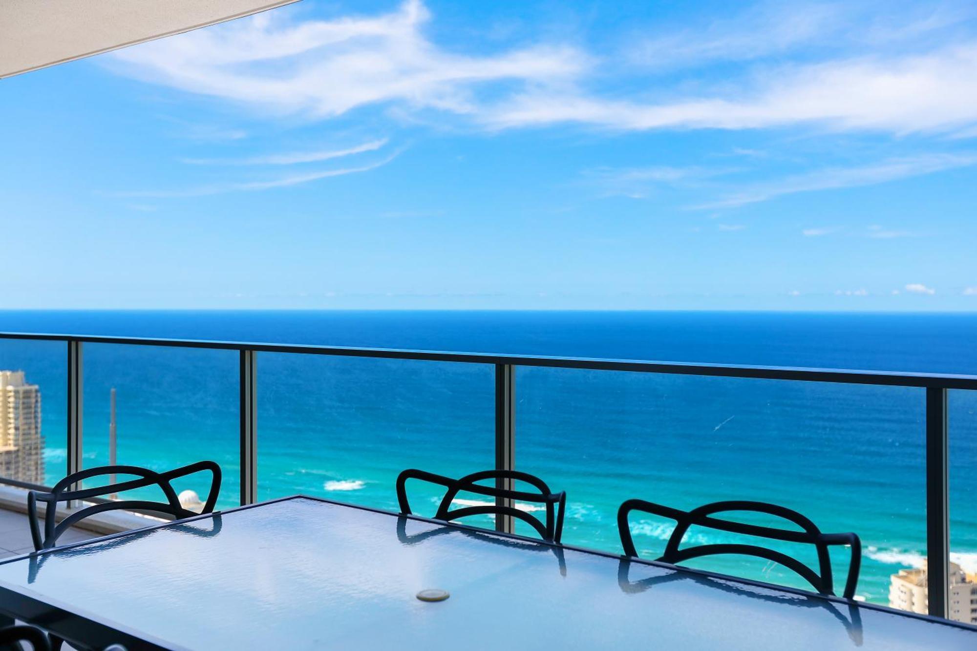 Circle On Cavill 2, 3, 4 & 5 Bedroom Skyhomes & Sub Penthouses By Gold Coast Holidays Εξωτερικό φωτογραφία