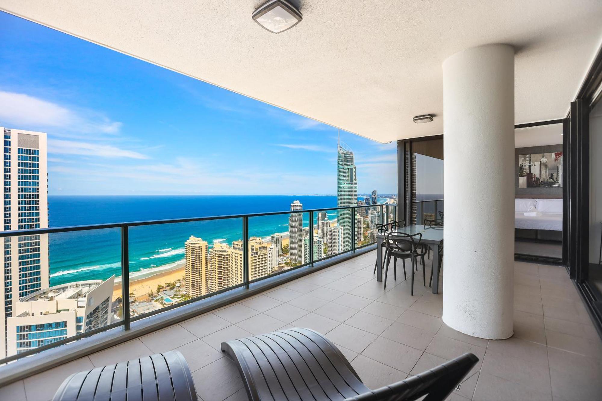 Circle On Cavill 2, 3, 4 & 5 Bedroom Skyhomes & Sub Penthouses By Gold Coast Holidays Εξωτερικό φωτογραφία