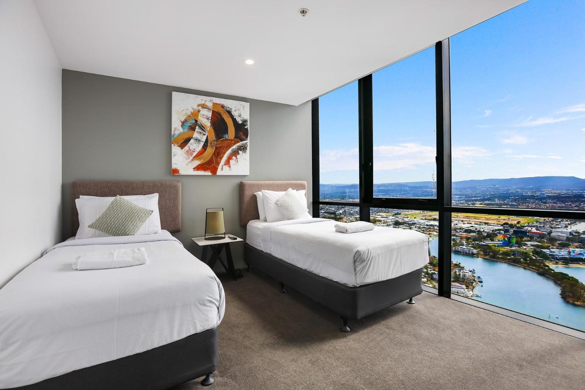Circle On Cavill 2, 3, 4 & 5 Bedroom Skyhomes & Sub Penthouses By Gold Coast Holidays Εξωτερικό φωτογραφία