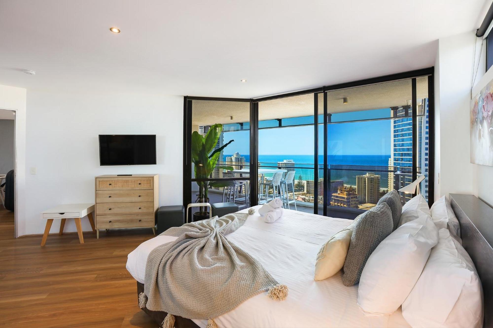 Circle On Cavill 2, 3, 4 & 5 Bedroom Skyhomes & Sub Penthouses By Gold Coast Holidays Εξωτερικό φωτογραφία